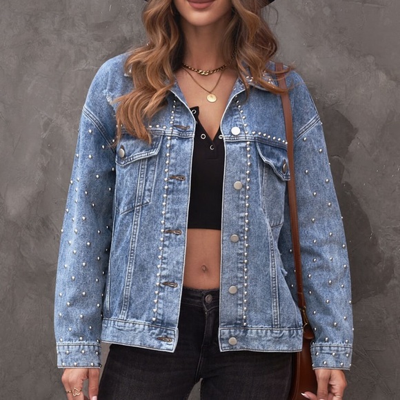 Studded button down denim jacket, size M - Picture 4 of 6